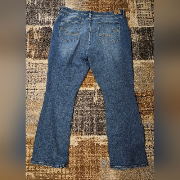 Signature by Levi Strauss Blue Boot Cut Jeans - Picture 3 of 5